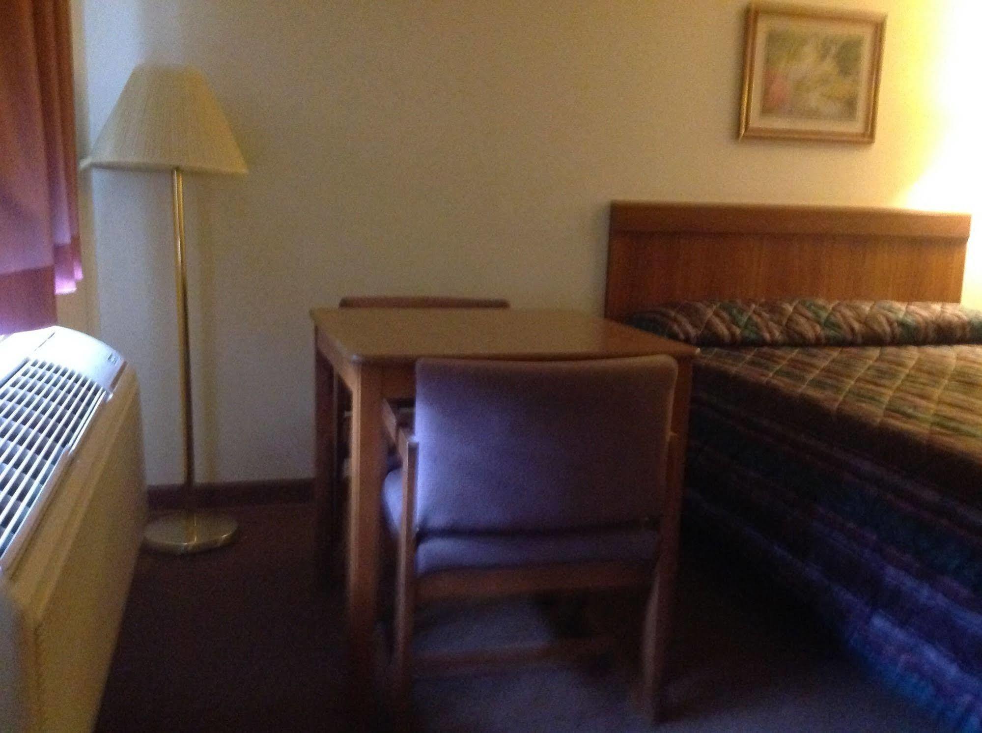Coronado Motel & Rv Park Lindsborg Esterno foto