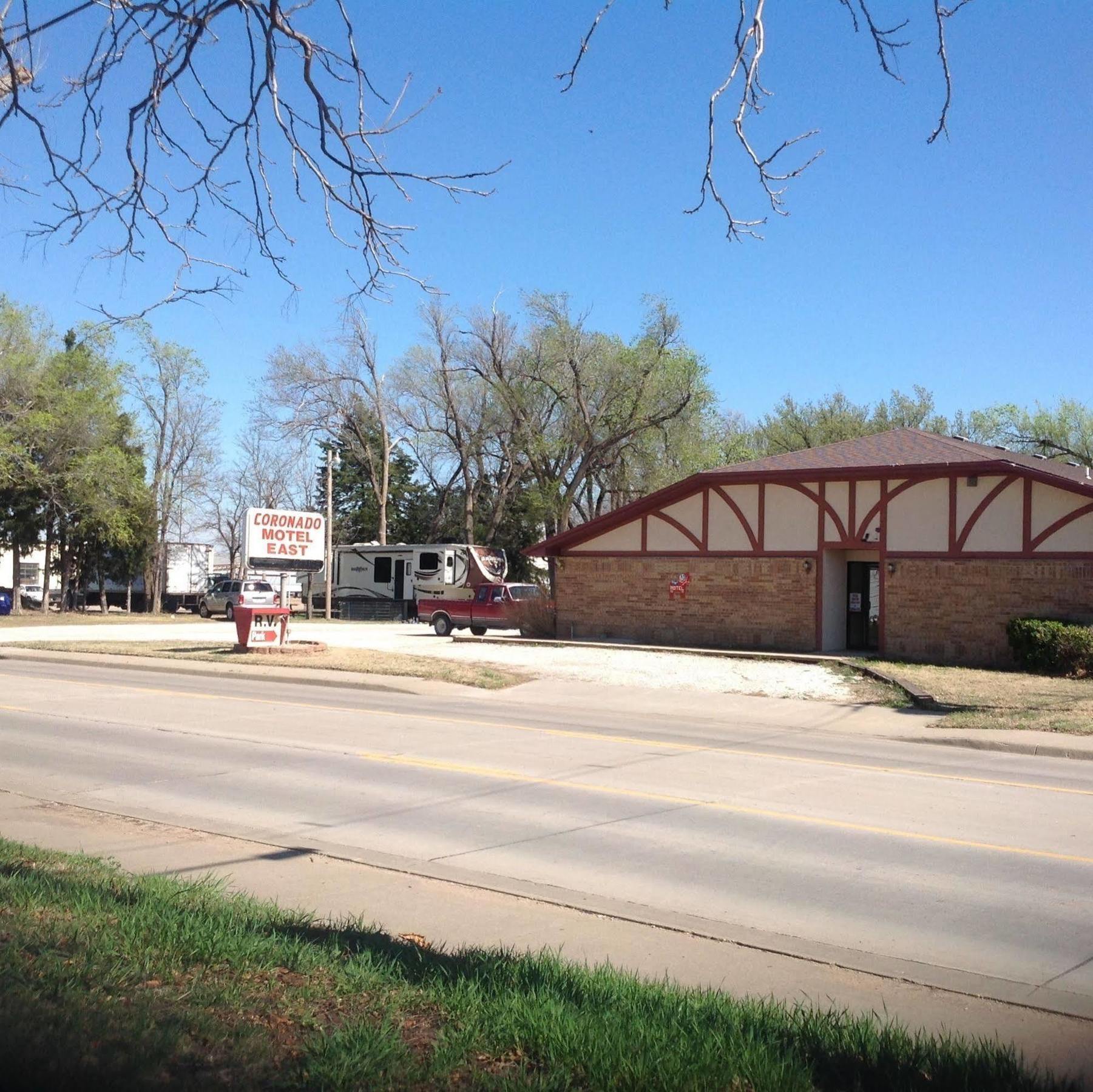 Coronado Motel & Rv Park Lindsborg Esterno foto